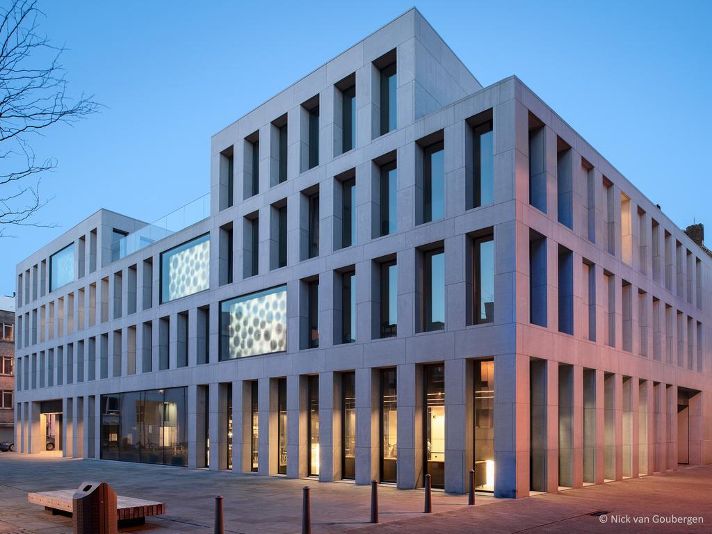 Antwerp Central Youth Hostel Exterior photo