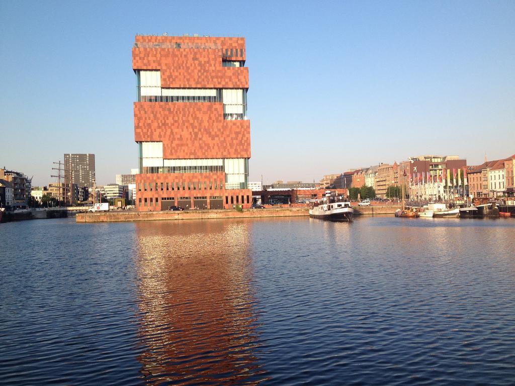 Antwerp Central Youth Hostel Exterior photo