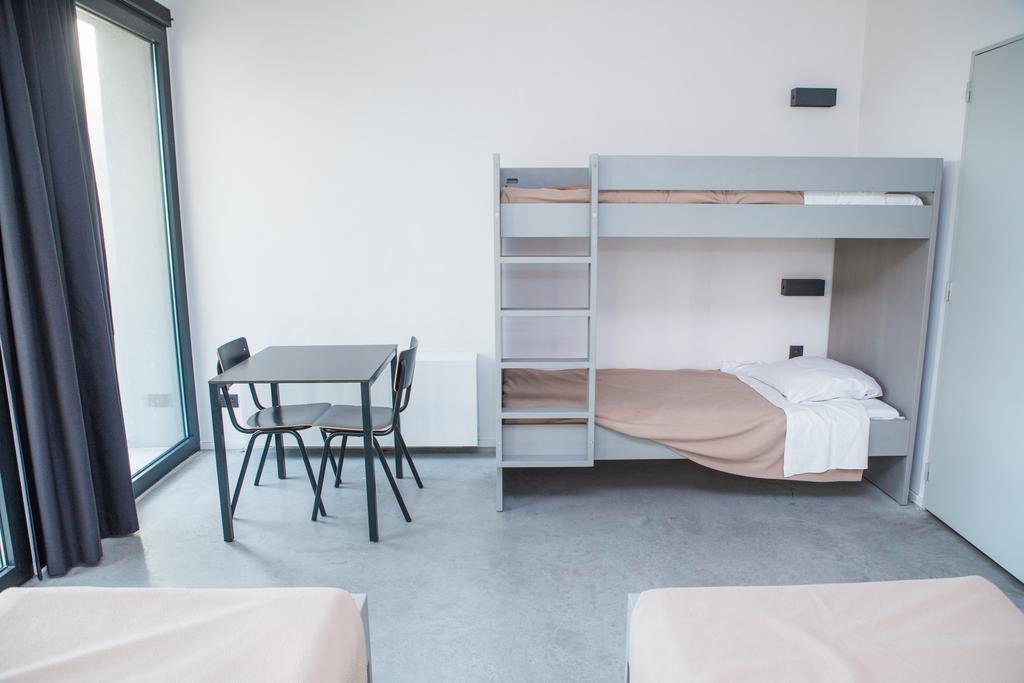 Antwerp Central Youth Hostel Room photo