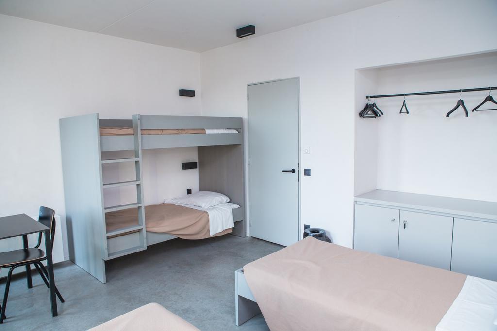 Antwerp Central Youth Hostel Room photo